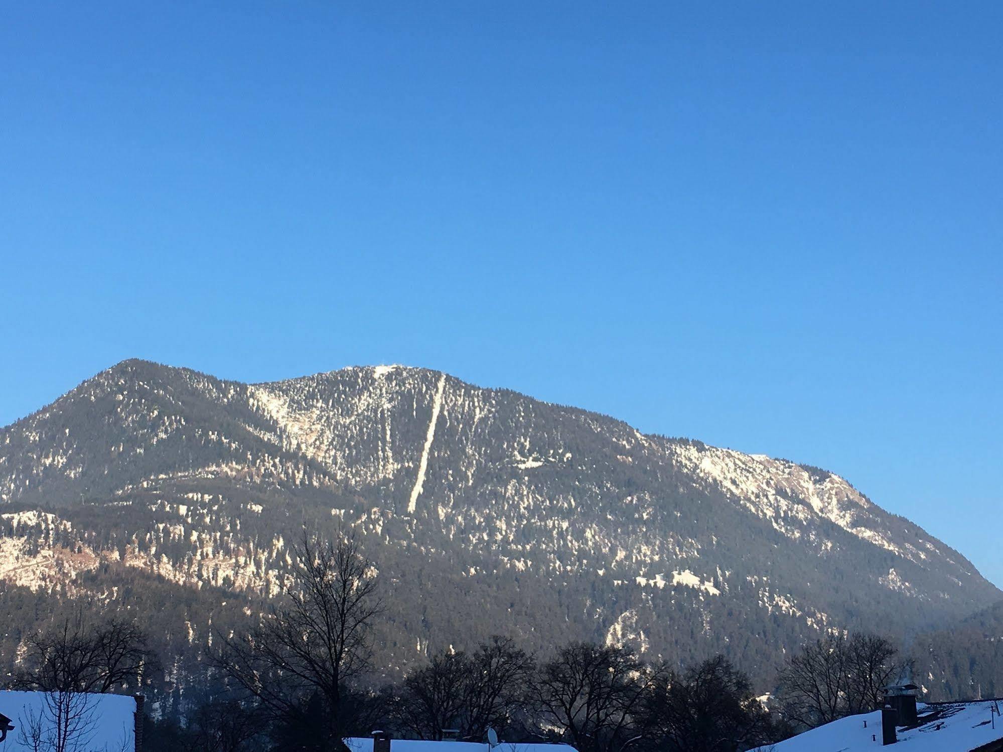 Hotel Garni Alpengruss Garmisch-Partenkirchen Kültér fotó